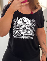 Book Dragon Skull Moon | Slouchy Tee
