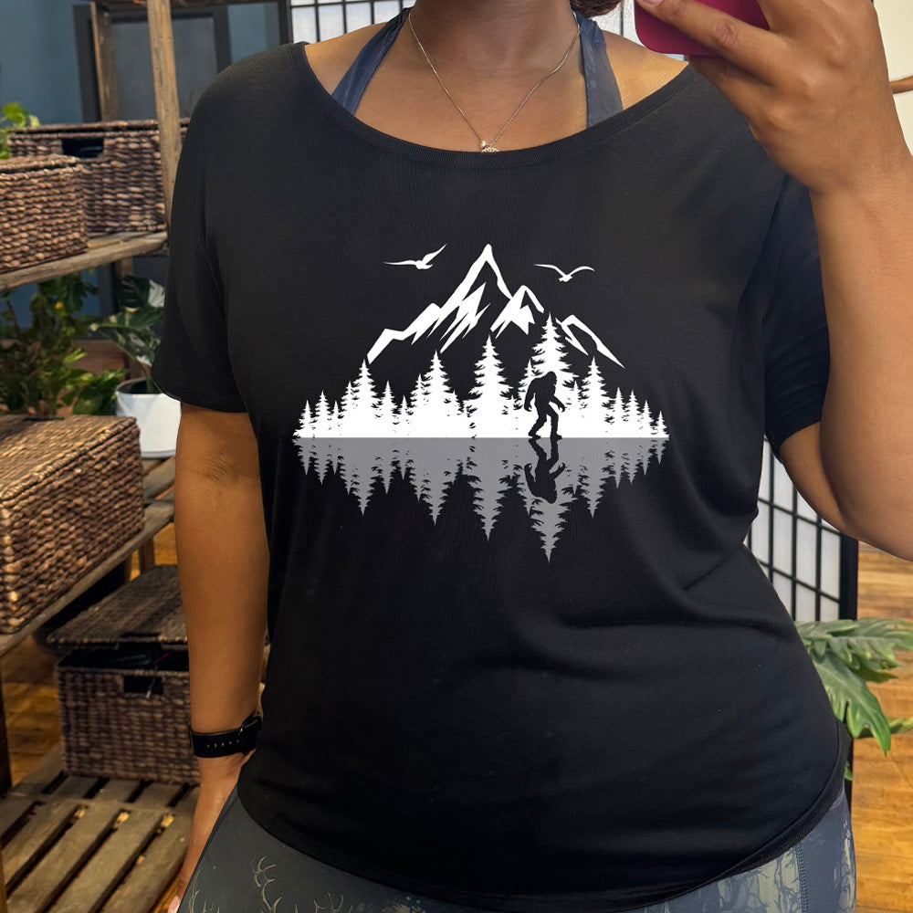 Bigfoot Nature Reflection | Slouchy Tee