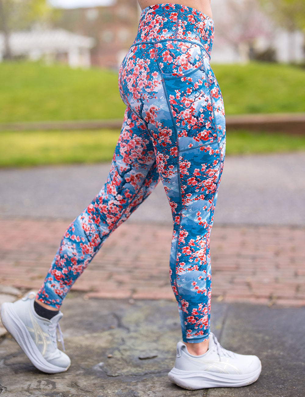Cherry Blossoms Leggings